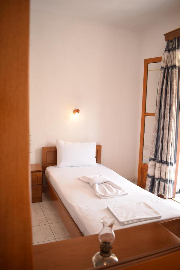 Nikis Rooms Kalamakia 外观 照片