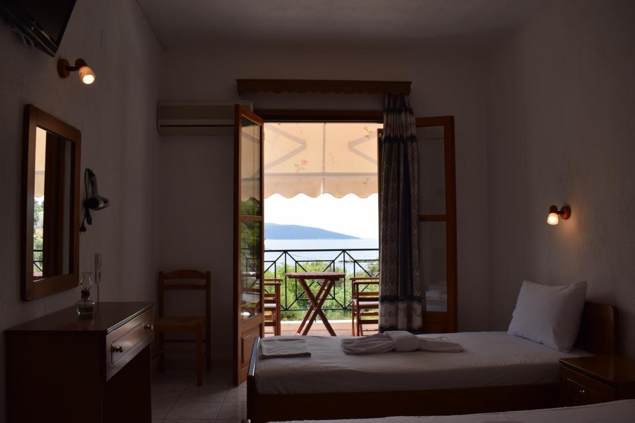 Nikis Rooms Kalamakia 外观 照片